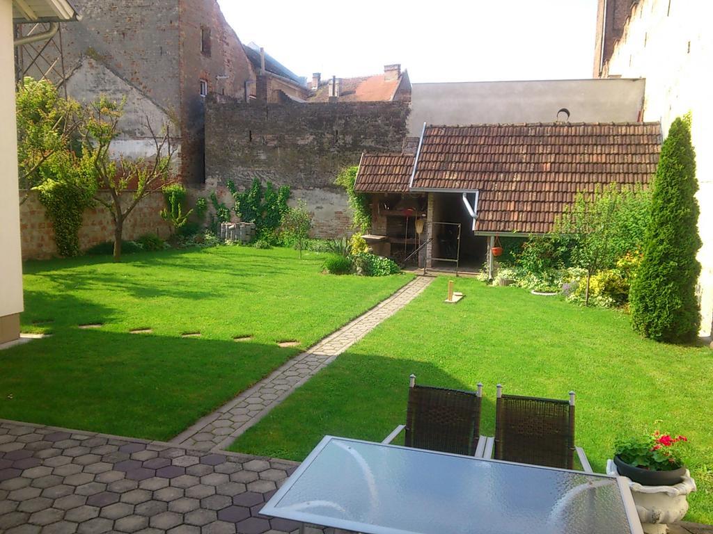Apartments Kosevic Osijek Extérieur photo