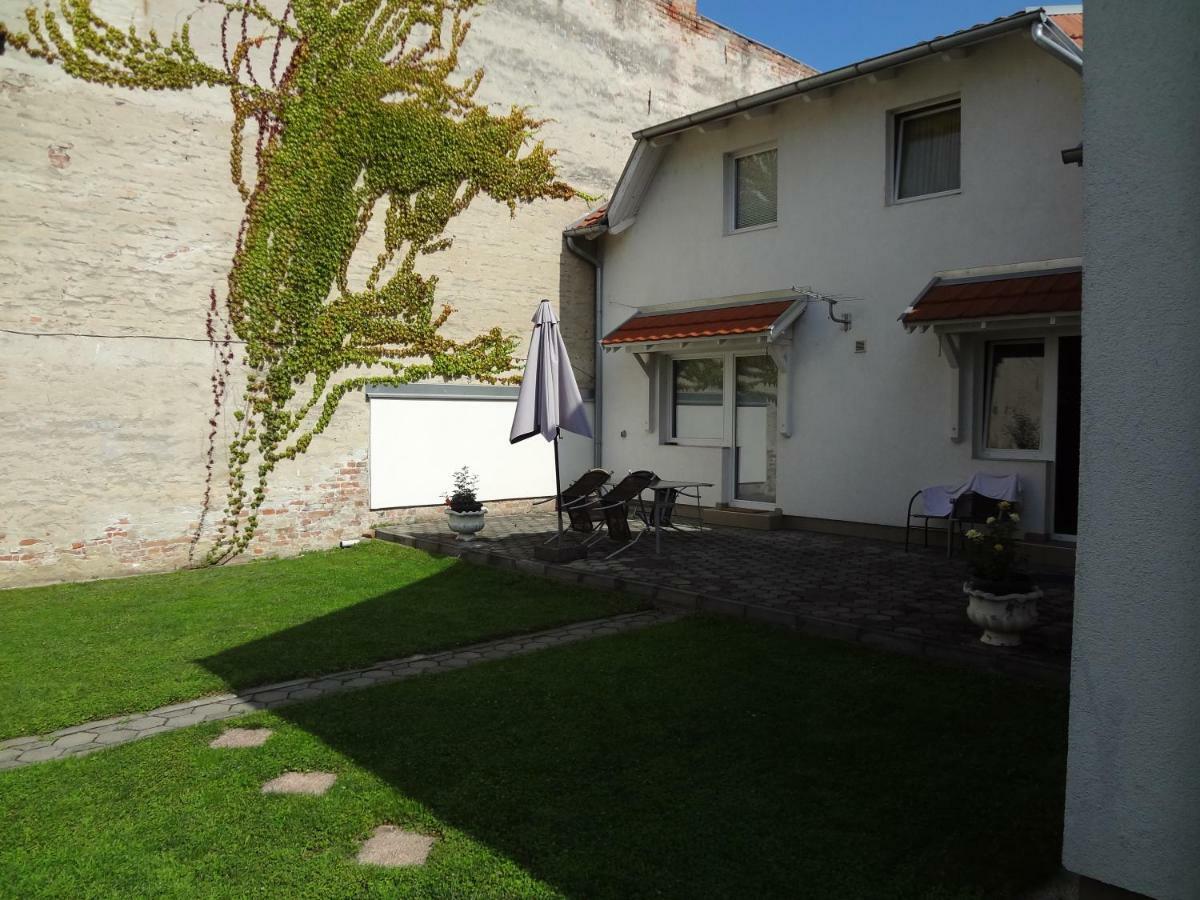 Apartments Kosevic Osijek Extérieur photo